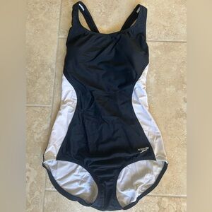 Ladies Speedo Swimsuit